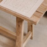 Tystnad Hinna Relaxing Wooden Stool